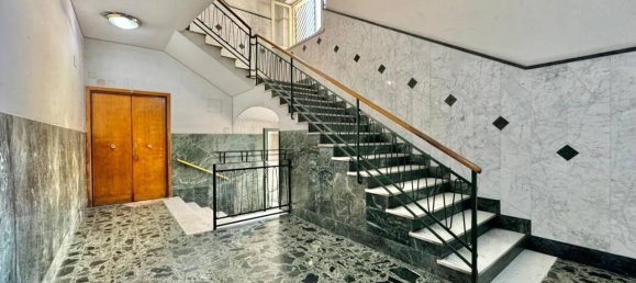 2 rooms Apartment in Naples, Italy No. 30939 11