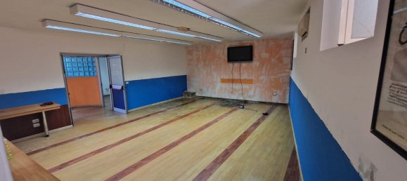 130m² Commercial property in Pozzuoli, Italy No. 344346 6