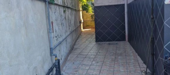 130m² Commercial property in Pozzuoli, Italy No. 344346 4