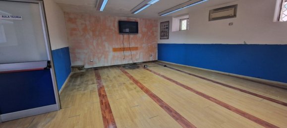 130m² Commercial property in Pozzuoli, Italy No. 344346 8