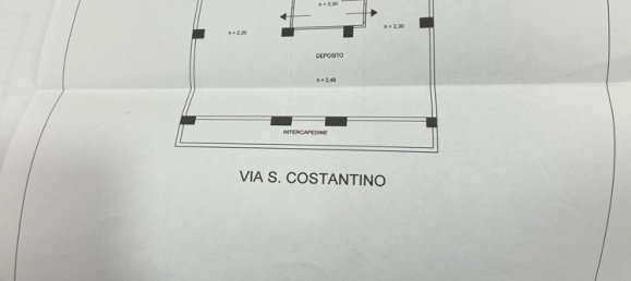 Garage à Bari, Italy No. 270659 4