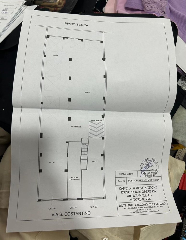 Garage à Bari, Italy No. 270659