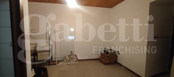 1 room Commercial property in Tagliacozzo, Italy No. 289047 3