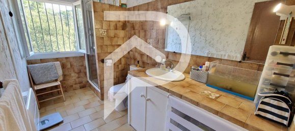 4 bedrooms Villa in Carros, France No. 320039 11