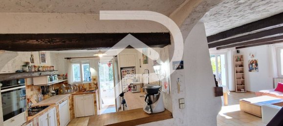 4 bedrooms Villa in Carros, France No. 320039 7