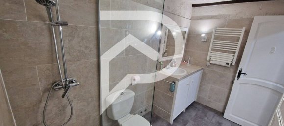 4 bedrooms Villa in Carros, France No. 320039 10