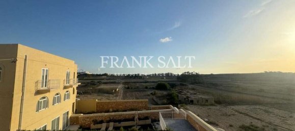 3 bedrooms Apartment in Gharb, Malta No. 6120 12