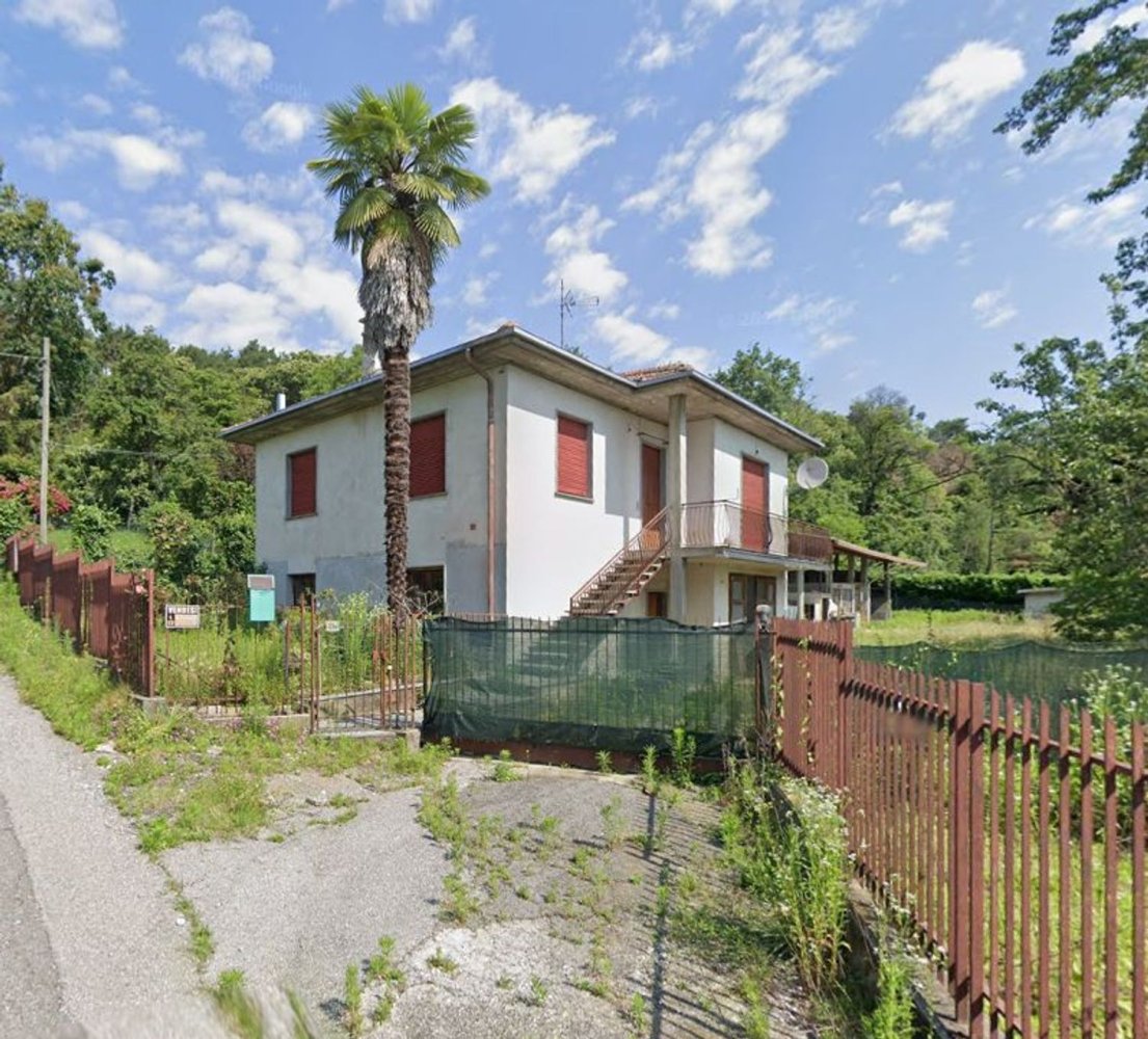 2غرفة فيلا في Vergiate, Italy رقم 185111