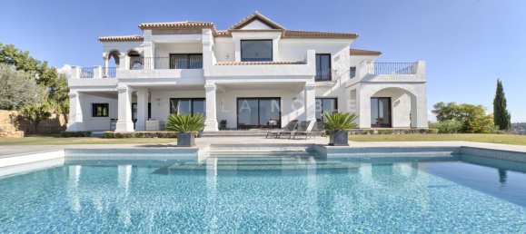 6 غرف نوم فيلا في Malaga, Spain رقم 35148 14