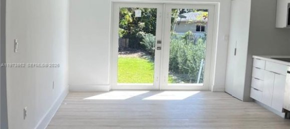 2 chambres appartement à louer à Miami, Miami-Dade, Florida, USA № 615751 11