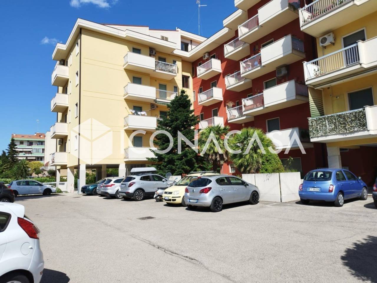 2 bedrooms Apartment in Termoli, Italy No. 290941