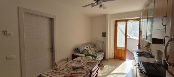 4 bedrooms Apartment in San Vincenzo, Italy No. 339299 8