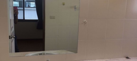 شقة 3 غرف نوم  في Khlong Toei, Thailand رقم 9436 9