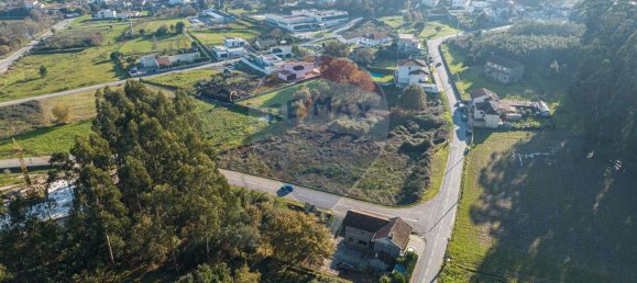 2050m² Land in Pacos de Ferreira, Portugal No. 83674 5