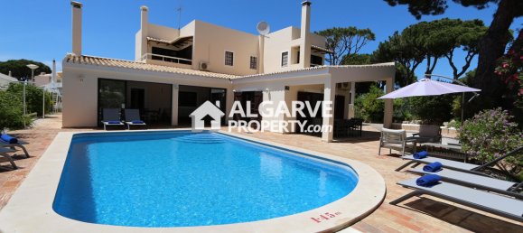 4 غرف نوم فيلا في Quarteira, Portugal رقم 107007 9