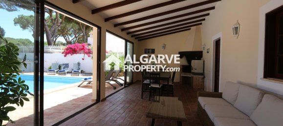 4 غرف نوم فيلا في Quarteira, Portugal رقم 107007 22