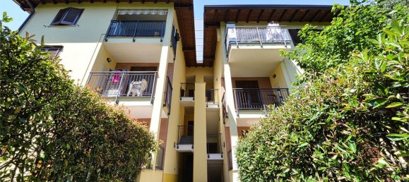 2 bedrooms Apartment in Como, Italy No. 319623 2