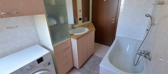 2 bedrooms Apartment in Como, Italy No. 319623 31