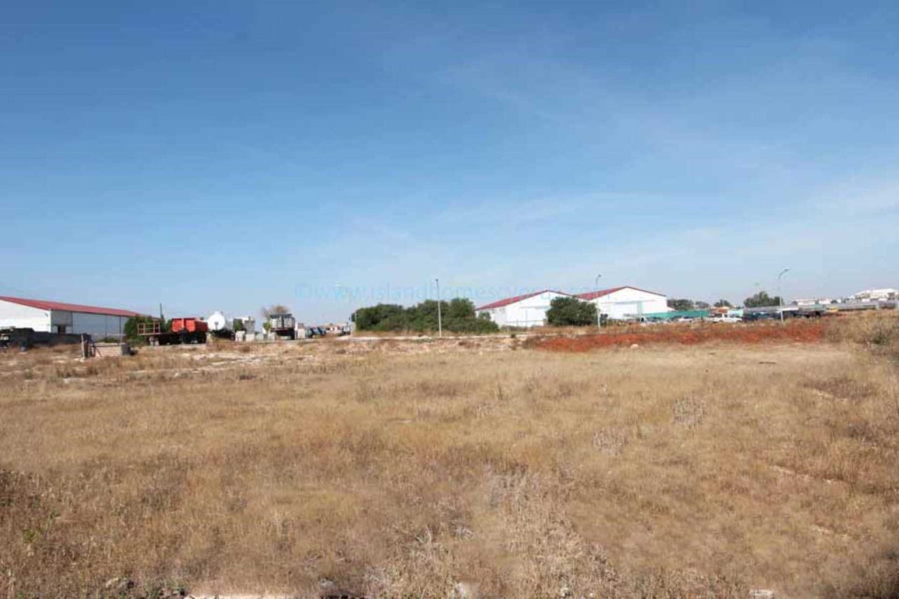  Land in Deryneia, Cyprus No. 24090