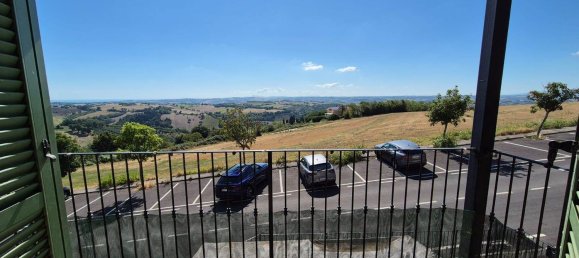 3 rooms Apartment in Ancona, Italy No. 297834 9