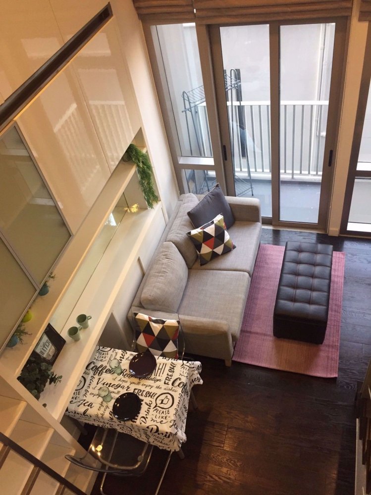 1 bedroom Duplex in Khlong Toei, Thailand No. 9385