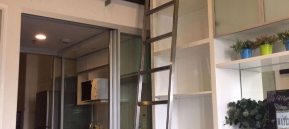 1 bedroom Duplex in Khlong Toei, Thailand No. 9385 2