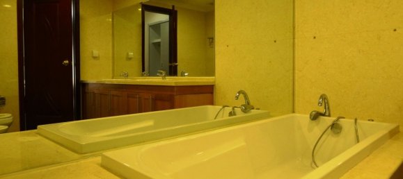 3 bedrooms Apartment in Thanh Xuan, Vietnam No. 4356 13