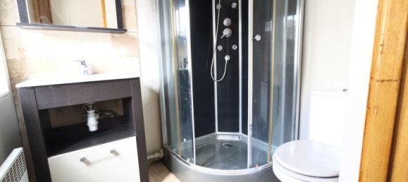 12 غرف نوم بناية في Roubaix, France رقم 233984 14