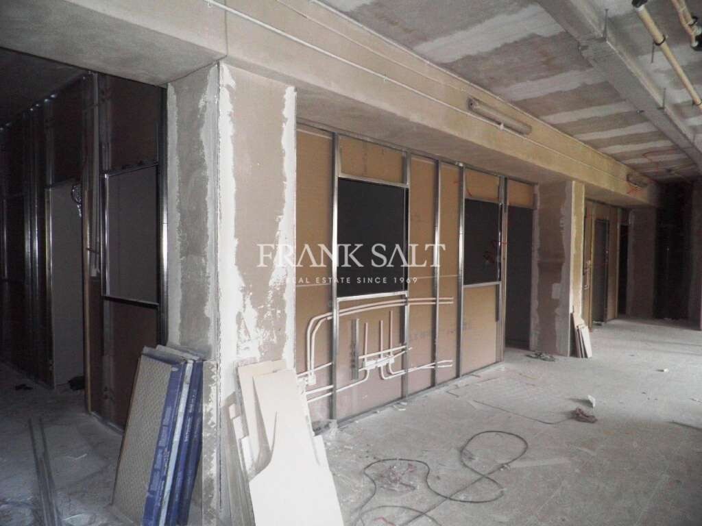  مكتب في Naxxar, Malta 150متر مربع رقم 13032