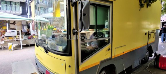 Коммерческая недвижимость 15м² в Милан, Италия № 244835 10