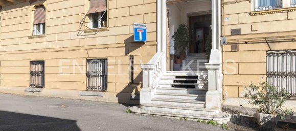 3 bedrooms Apartment in Naples, Italy No. 102294 20