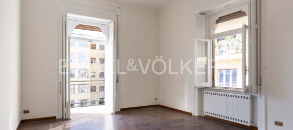 3 bedrooms Apartment in Naples, Italy No. 102294 14