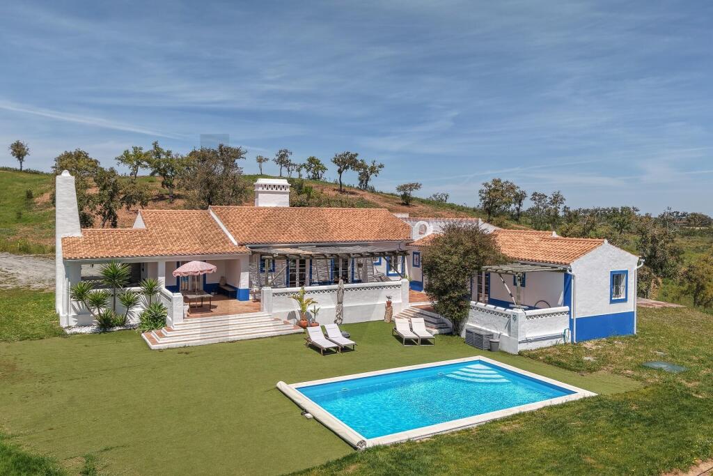 218m² Land in Santiago do Cacem, Portugal No. 236859