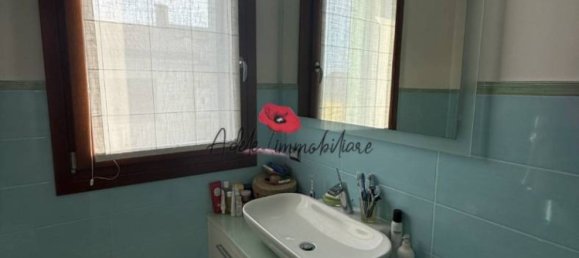 3 Schlafzimmer Villa in Venice, Italy, Nr. 280982 34