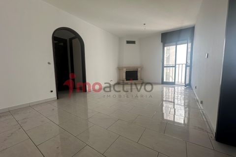 3 bedrooms Apartment in Seixal, Portugal No. 213565