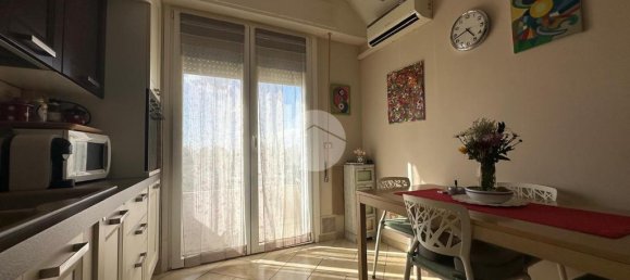 1 bedroom Apartment in Florence, Italy No. 347388 3