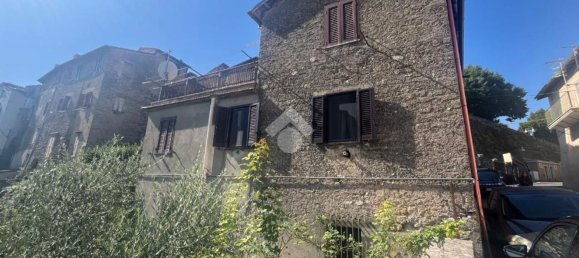 6 bedrooms Apartment in Subiaco, Italy No. 318684 2