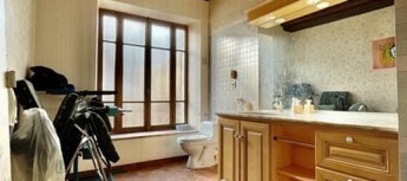 4 bedrooms House in Hery, France No. 360410 12