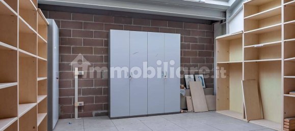 1900m² Warehouse in Viareggio, Italy No. 325346 20