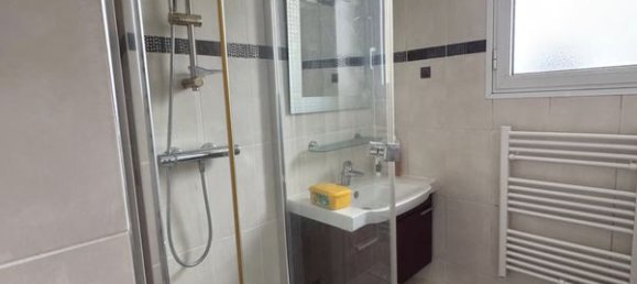 Квартира с 2 спальнями в Санс, Франция № 204695 9