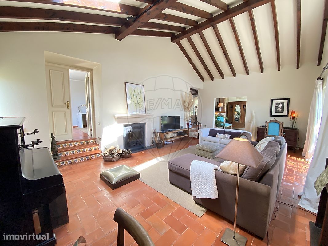 Casa de 2 dormitorios en Colares, Portugal No. 49362