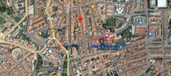 157m² Commercial property in Moura, Portugal No. 30864 8