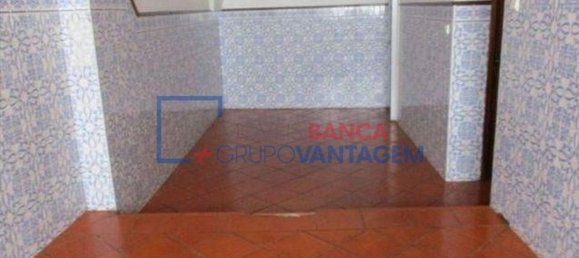 157m² Commercial property in Moura, Portugal No. 30864 2