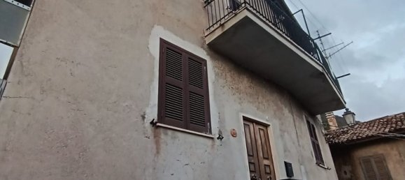 3-Zimmer Haus in Serrone, Italy, Nr. 113518 2