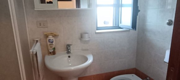 3-Zimmer Haus in Serrone, Italy, Nr. 113518 9