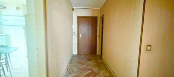 3 bedrooms Apartment in Saint Vincent, Italy No. 340619 4