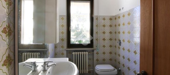 4 chambres Villa à Alba Adriatica, Italy No. 356077 2