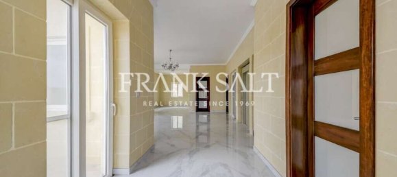 6 chambres Villa à Gharb, Malta No. 854 16