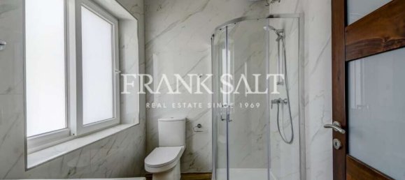 6 chambres Villa à Gharb, Malta No. 854 12