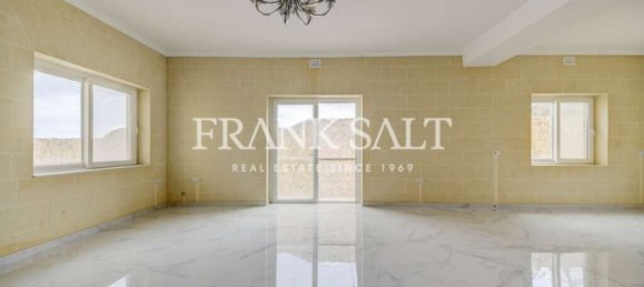 6 chambres Villa à Gharb, Malta No. 854 19